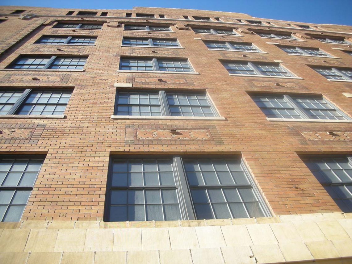 Loose wiles exterior custom aluminum windows