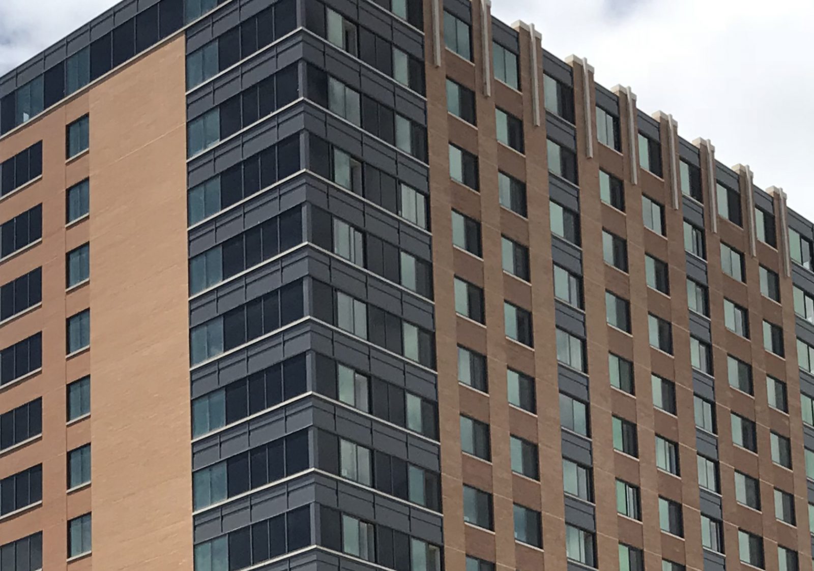 810 river avenue apartments