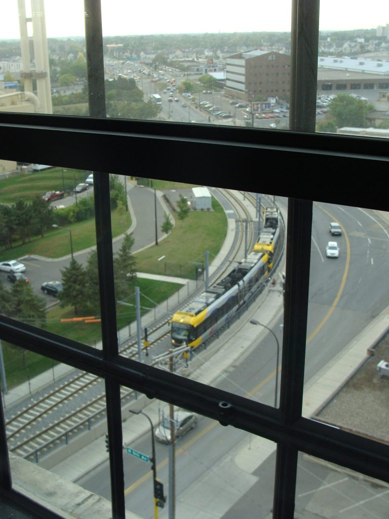 What is the Difference between Aluminum and Vinyl? 