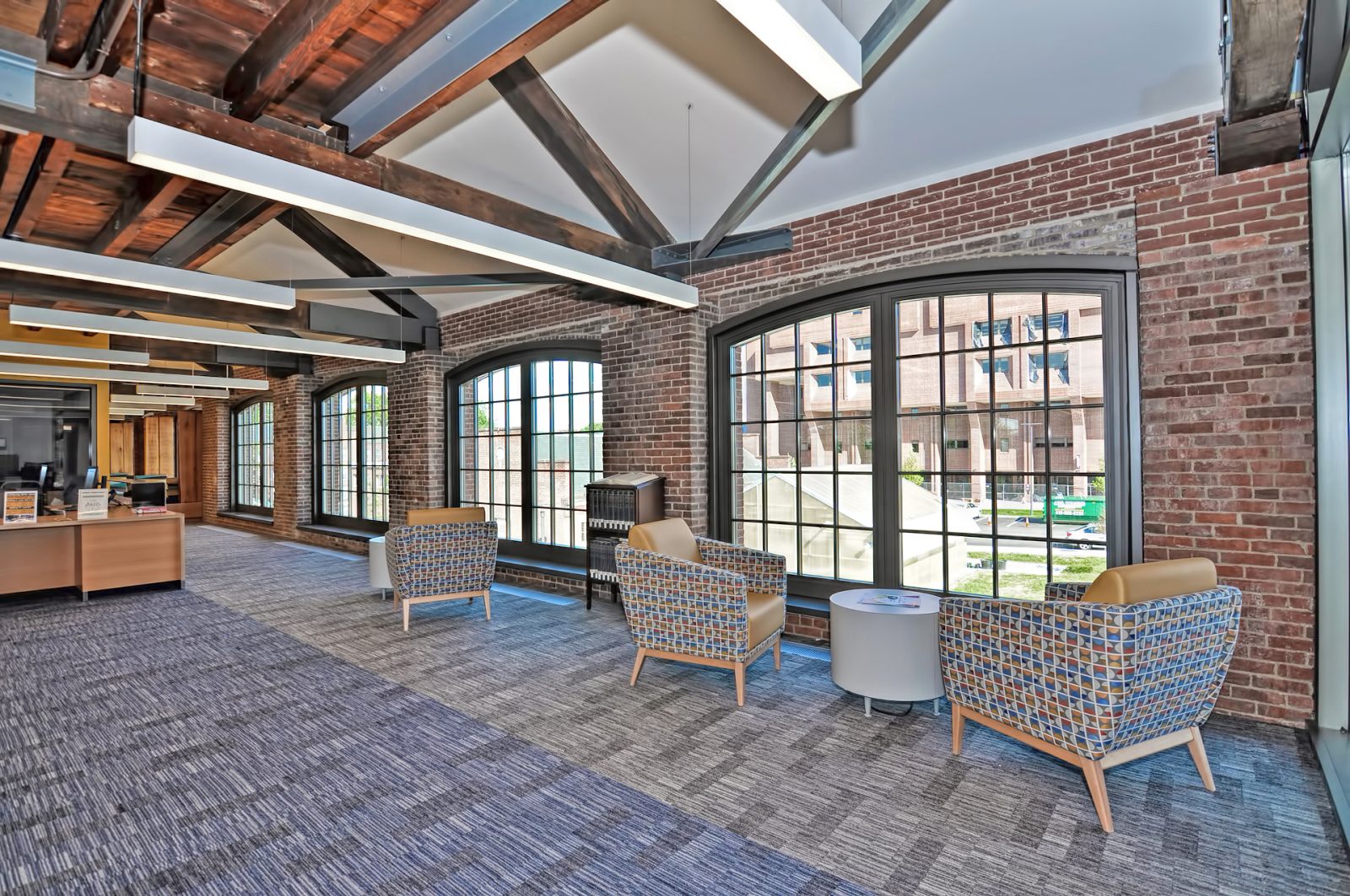 Springfield SCW3000 lounge area