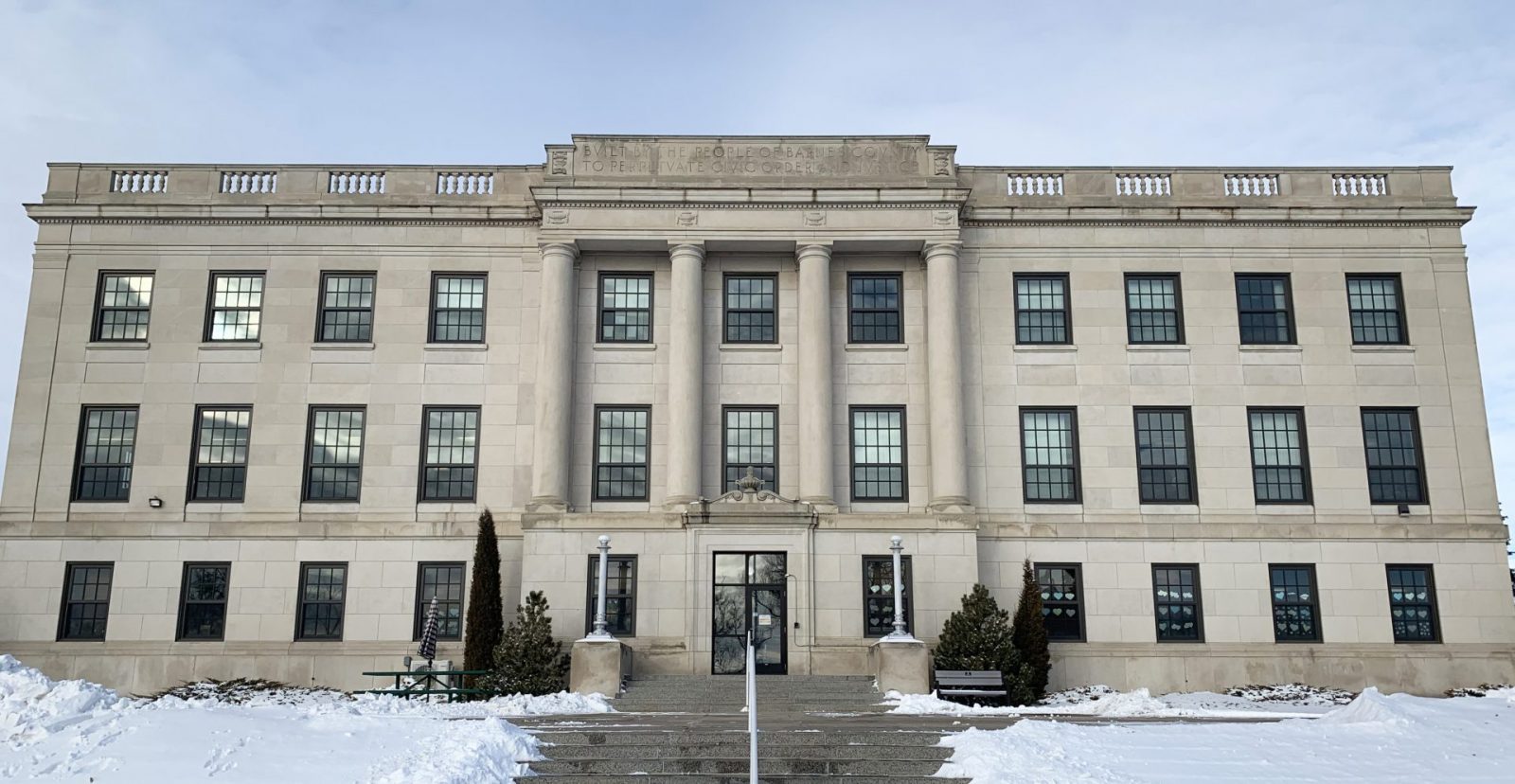 Barnes Co Courthouse 0478